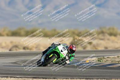 media/Dec-07-2025-CVMA (Sun) [[3e7d2de5dc]]/Race 16-Formula Middleweight/